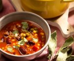 Манештра: сытный суп на основе фасоли