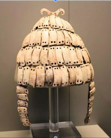 Микенский шлем из бивня кабана