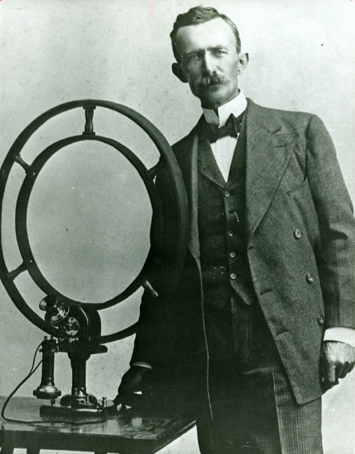 Натан Стабблфилд - изобретатель первого сотового телефона