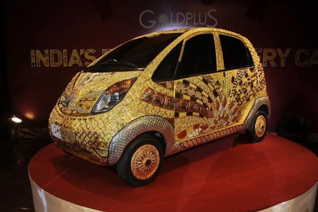 Автомобиль "Tata Nano Goldplus"