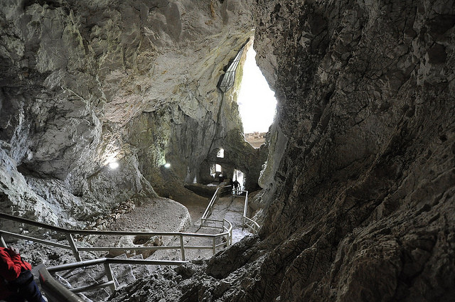 Экскурсия по Предъяме: самом большом пещерном замке в мире