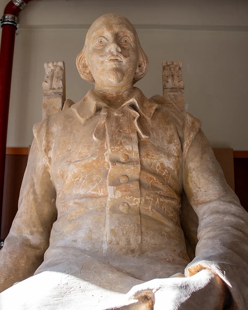 00aadadjogtrlz4.jpg