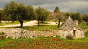 Сказочные трулли Альберобелло - древние конические дома Италии