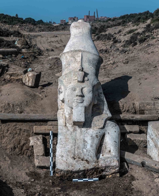 Обнаружена огромная голова древней статуи Рамзеса II