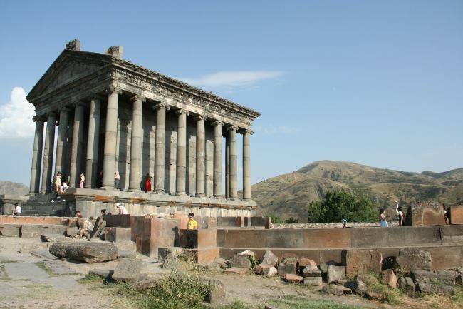 языческий древнеармянский храм солнечного бога Митры (Михра)