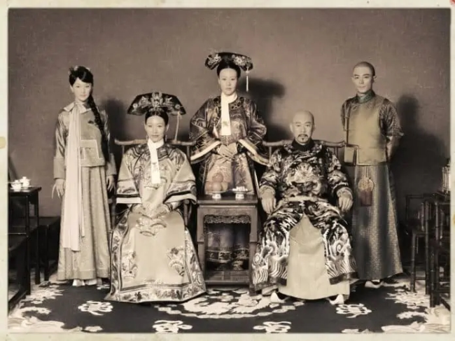 Причины краха династии Цин, правящей Китаем в течение 250 лет