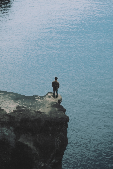 О несбывающейся тишине: может ли алгоритм «не думать» по приказу?